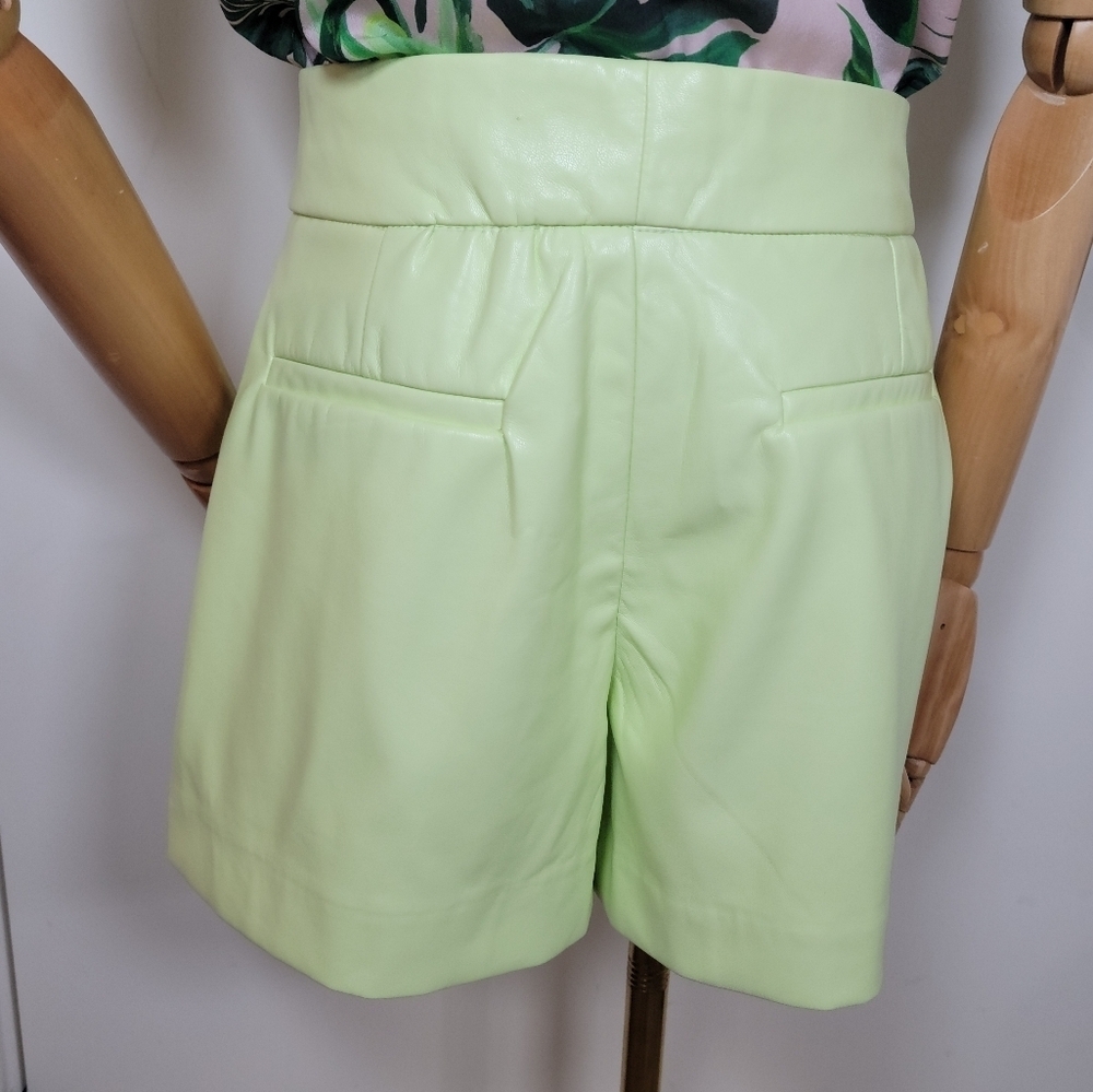 House of Harlow 1960 Faux Leather High Waist Shorts Size 8 - Picture 8 of 13